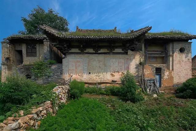 龙岩寺山门舜帝庙正殿随着历山环线旅游公路的开通,上阁村这些深藏于