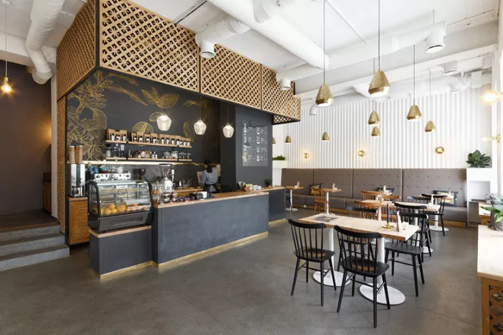 内用餐厅型重视外带的咖啡简餐厅,吧台会独立设置,通常会把吧台设置在