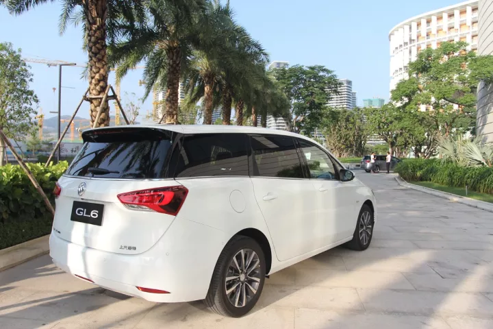 試駕別克gl6|三缸六座mpv,意料之外的好