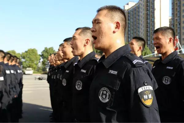 巡特警辅警服装图片图片