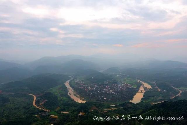 采茶灯的发源地在福建美山村 一条蜿蜒河水环抱整个乡村