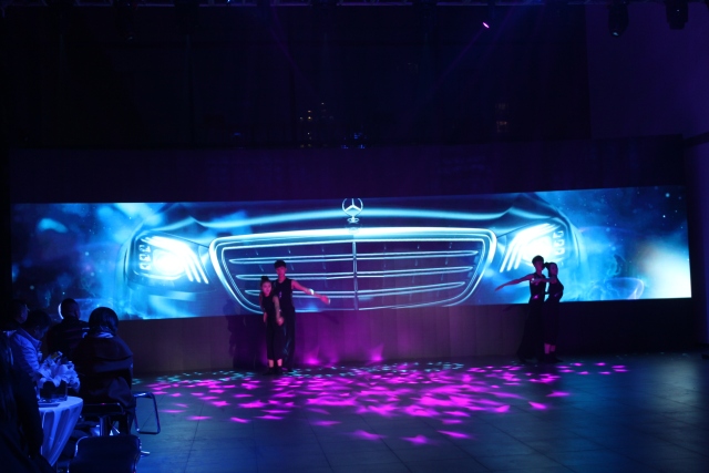 新一代梅赛德斯奔驰s级轿车哈尔滨之星上市发布会震撼启幕