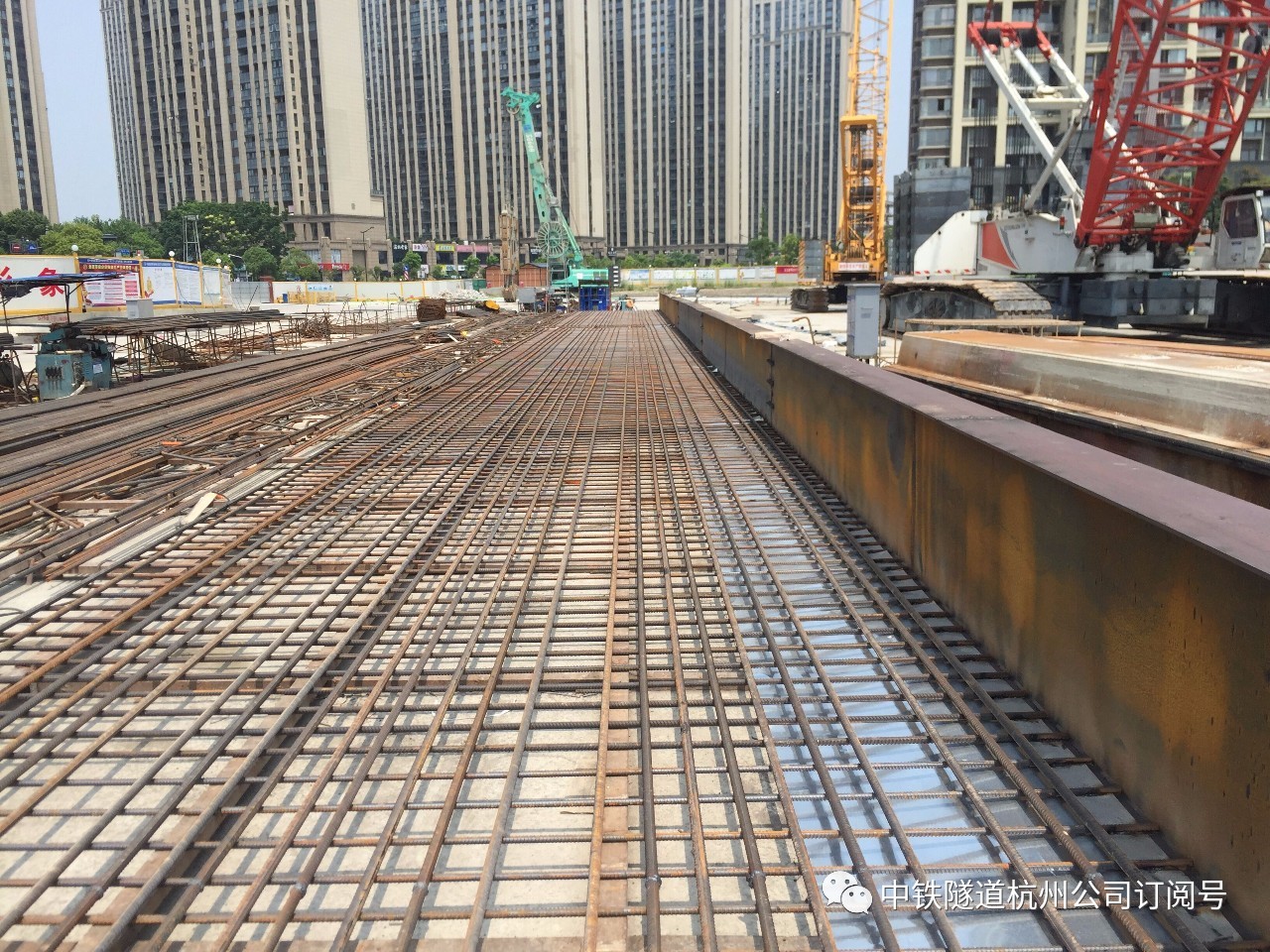 【浙江新闻】杭州地铁在建最深地下连续墙施工安全顺利收官