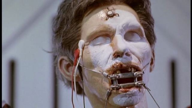 《活死人归来3》,一直不能忘怀,在当时,这也是有生以来最吓人的恐怖片