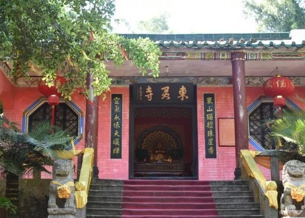 东灵山寺庙图片
