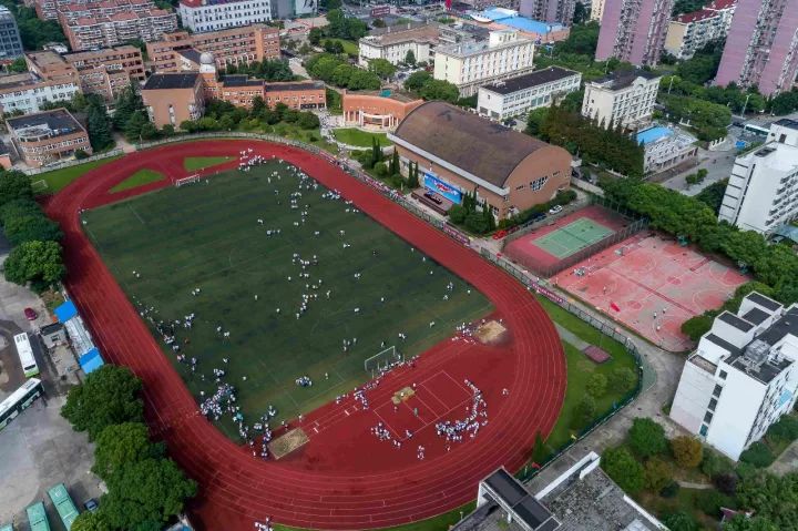 再看一眼老校舍华师大三附中新校舍震撼来袭高清航拍