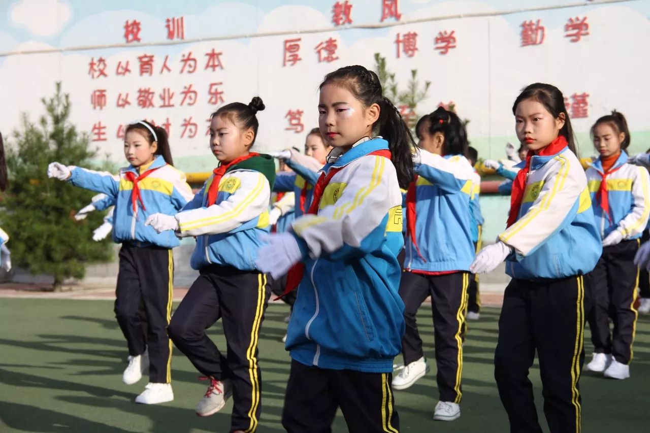 東湖之畔秋爛漫鐵豐之花香滿園鐵豐小學七彩陽光廣播體操比賽精彩展演