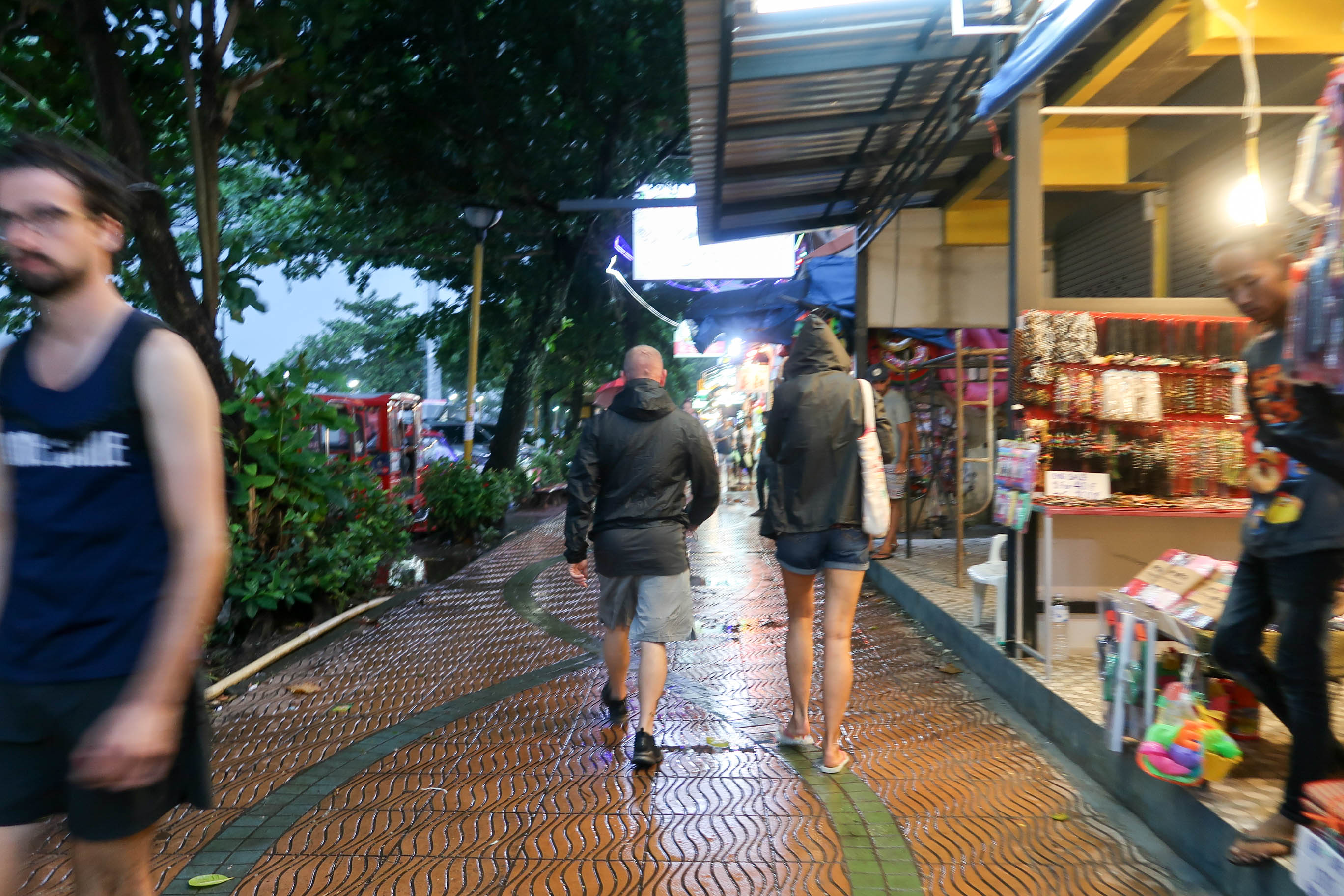 雨季去泰国甲米玩水,奥南海滩却让我不忍直视不得不给个中评