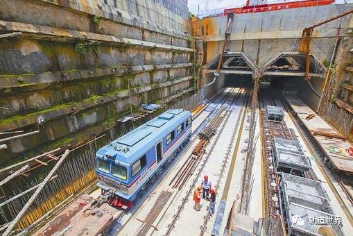 住房城乡建设部办公厅关于加强城市轨道交通工程关键节点风险管控的