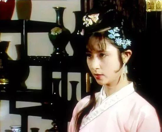 87版《红楼梦》中的尤二姐,失联30年后,竟活成了这样