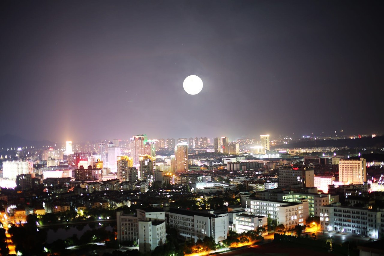 在路上城市夜景│天台縣一人一藝公益攝影班夜景拍攝教學散記