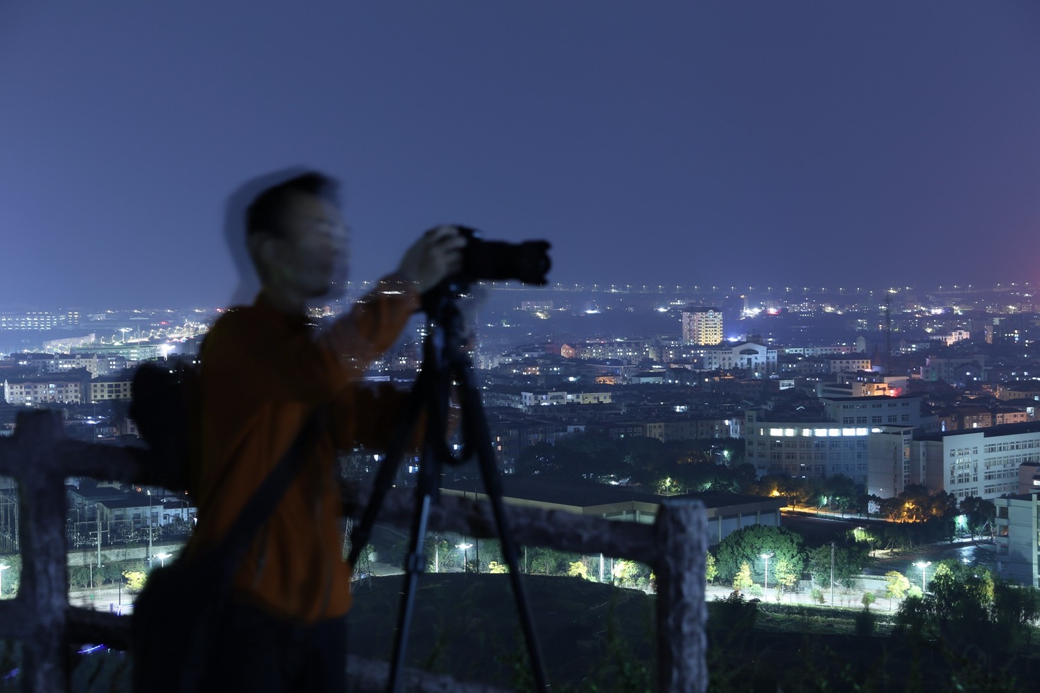 在路上城市夜景│天台縣一人一藝公益攝影班夜景拍攝教學散記