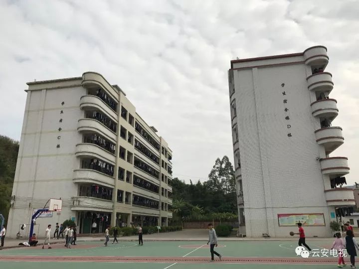 重庆市云阳县云安中学图片