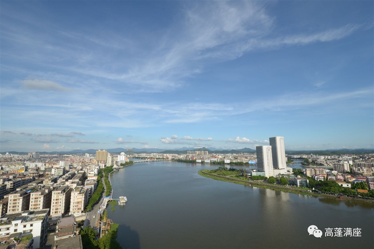 潭江流域,北起鶴山市宅梧鎮雲益,南至開平市赤水鎮三兩銀山,東至蓬江