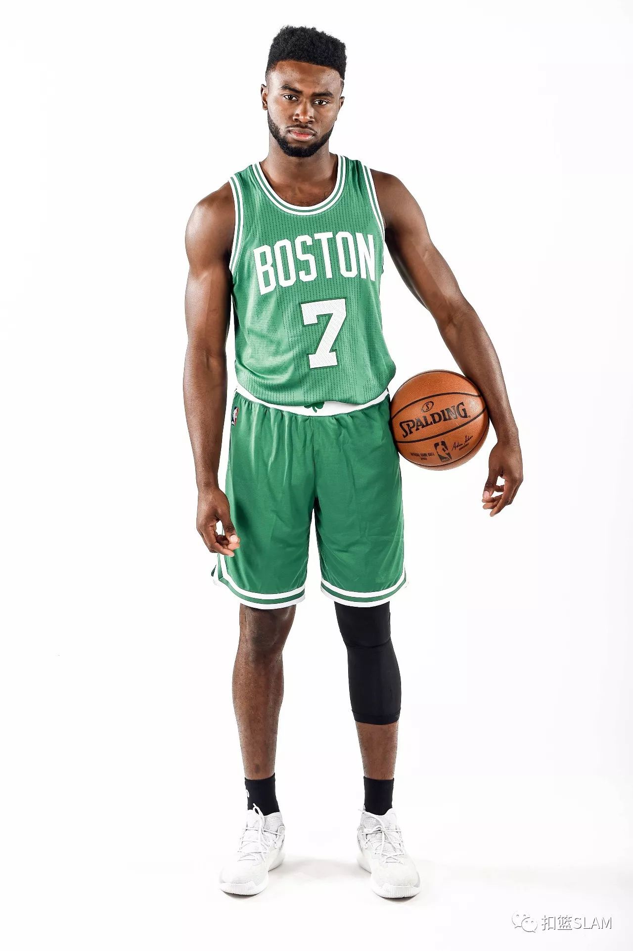 朗佐·鲍尔和杰伦·布朗 杰伦·布朗 jaylen brown 生日: 1996年10月