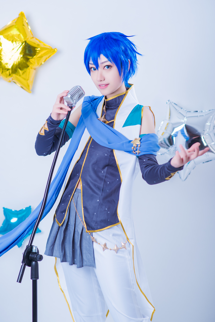 vocaloid-kaito-cosplay