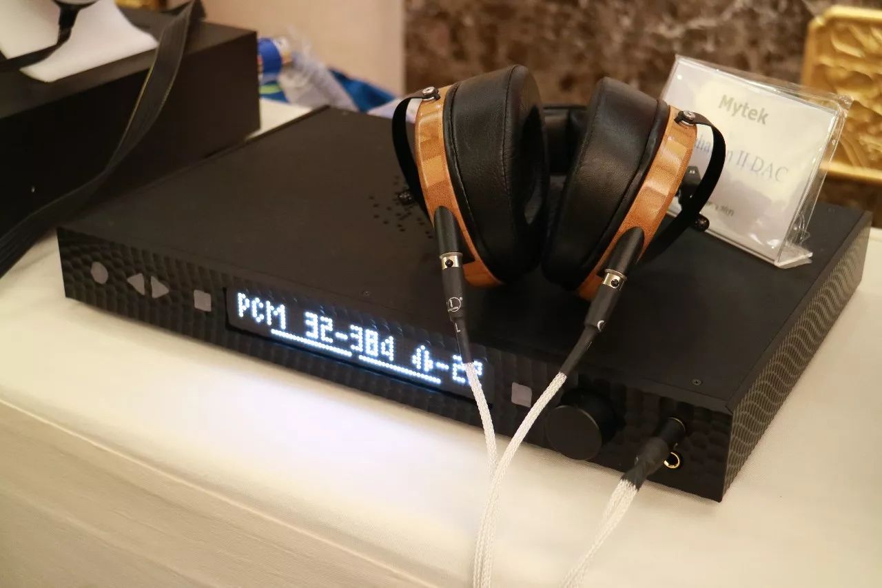 2017廣州hifi耳機與數字音頻展展況8樓展區