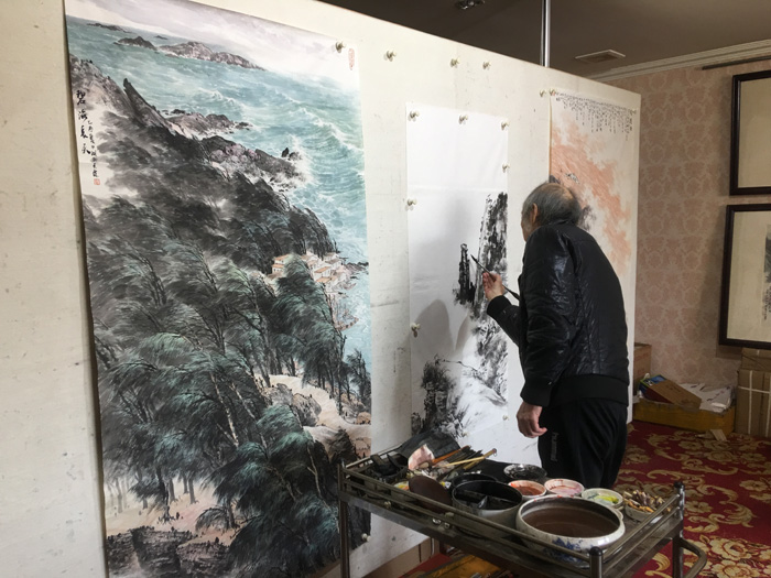 著名国画家,道法异类哲学创始人张天霖大师携精品力作即将亮相香港