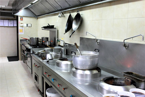 饭店后厨装修灶具设计规范别让饭店厨房装修毁在灶具上