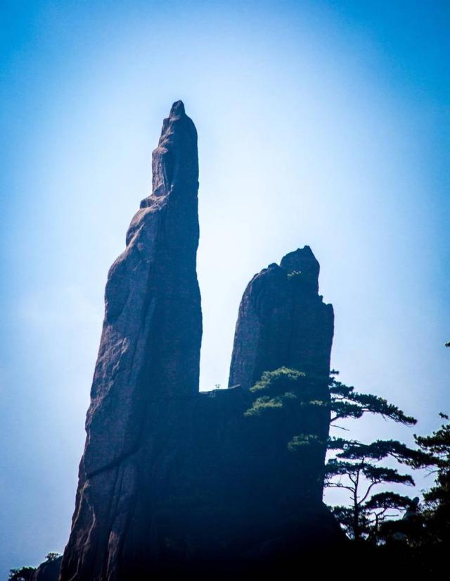 奔赴五彩黄山,体验别样秋黄