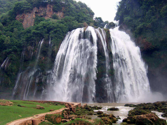 大叠水瀑布风景区图片