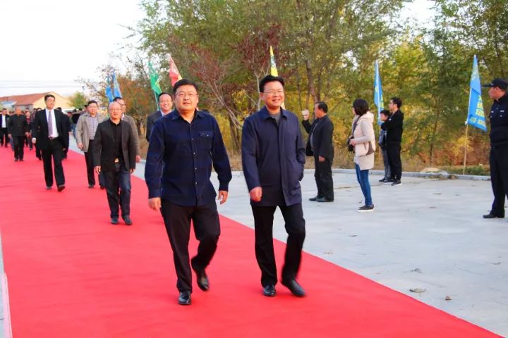 莱西电视台台长于少军,莱西市河头店镇党委书记崔旭升,莱西市夏格庄镇