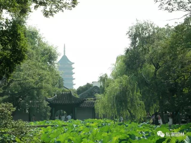 山重水複疑無路,柳暗花明又一村造景手法解析:先弄一個壓抑點沒這麼