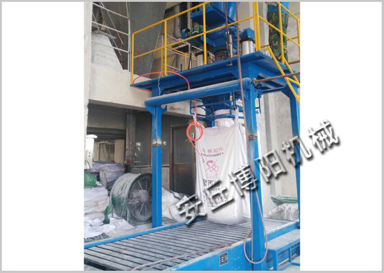 煤粉|山东煤粉吨袋包装机 吨袋自动包装机的应用