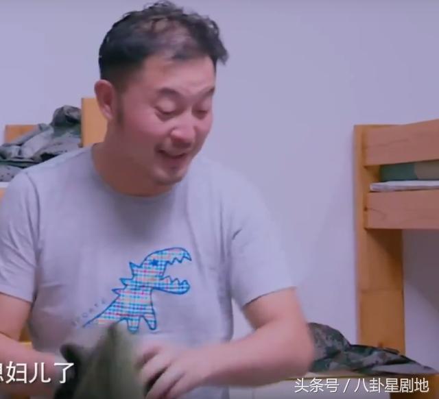 沙溢头发突然多了竟好帅,网友:去年头发稀疏的男子是假沙溢吗?