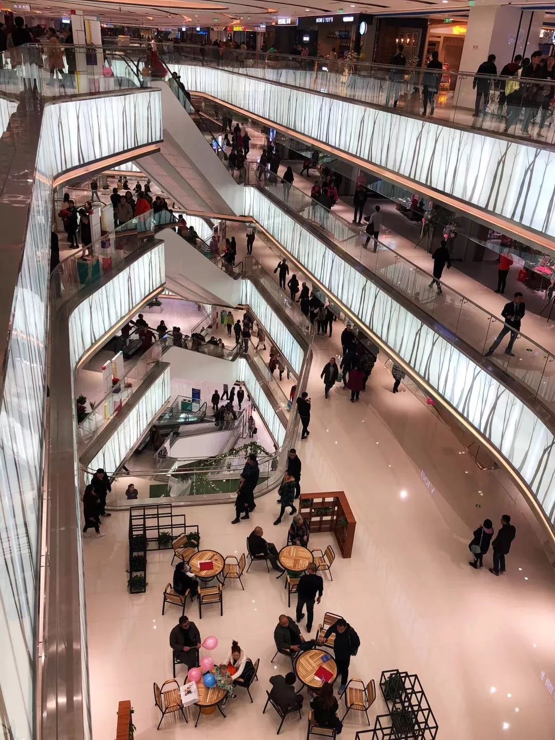 深圳福田将增一大型购物中心深业上城商业将开业