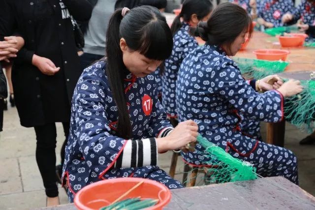 p下织女的衣服图片