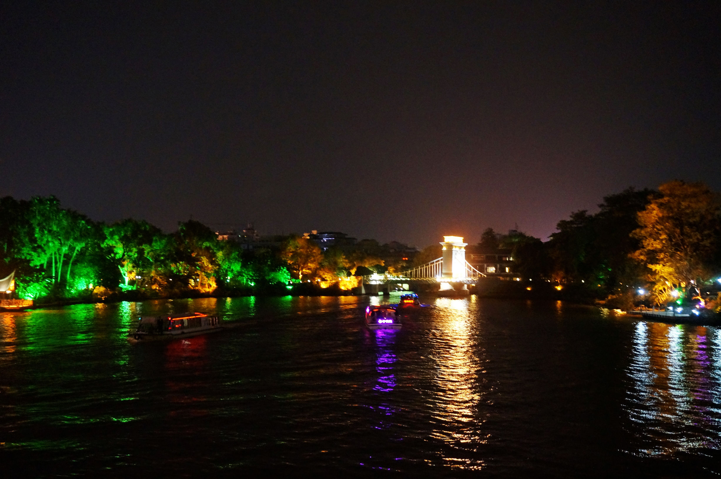 桂林榕湖夜景图片