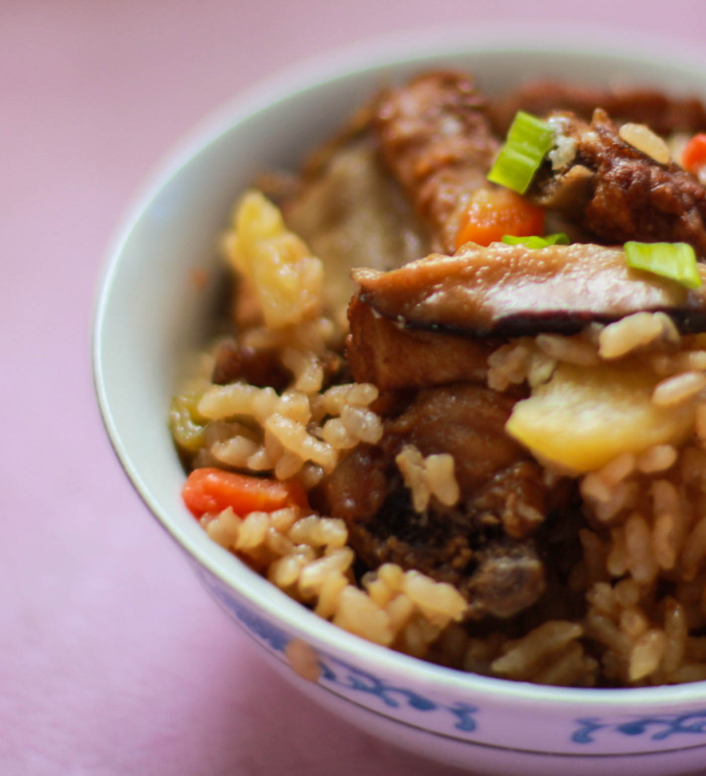 香菇土豆排骨飯有肉有菜有營養零失敗的美味