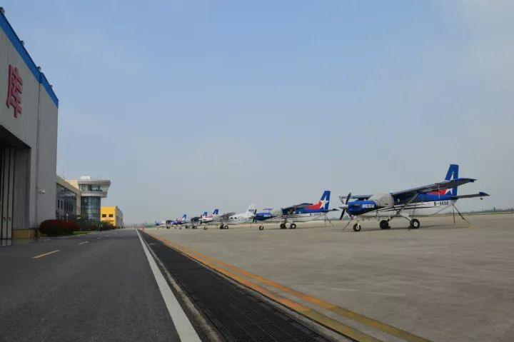 江苏金天九龙通用航空有限公司江苏润扬通用航空有限公司上海和利通用