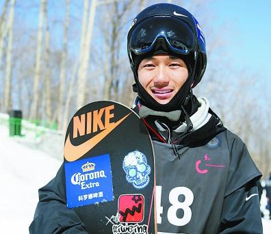 除了张义威,其他队员的状态也越来越好,另一位男队员史万成今年以来无