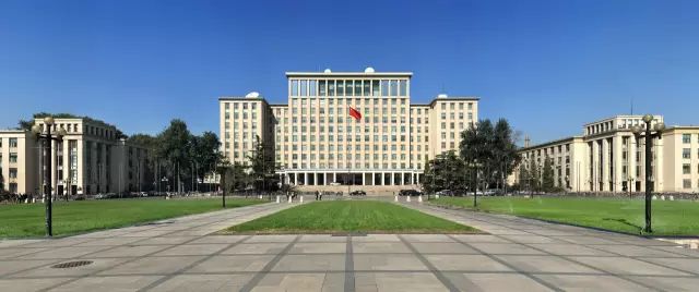 清华大学主楼图片图片