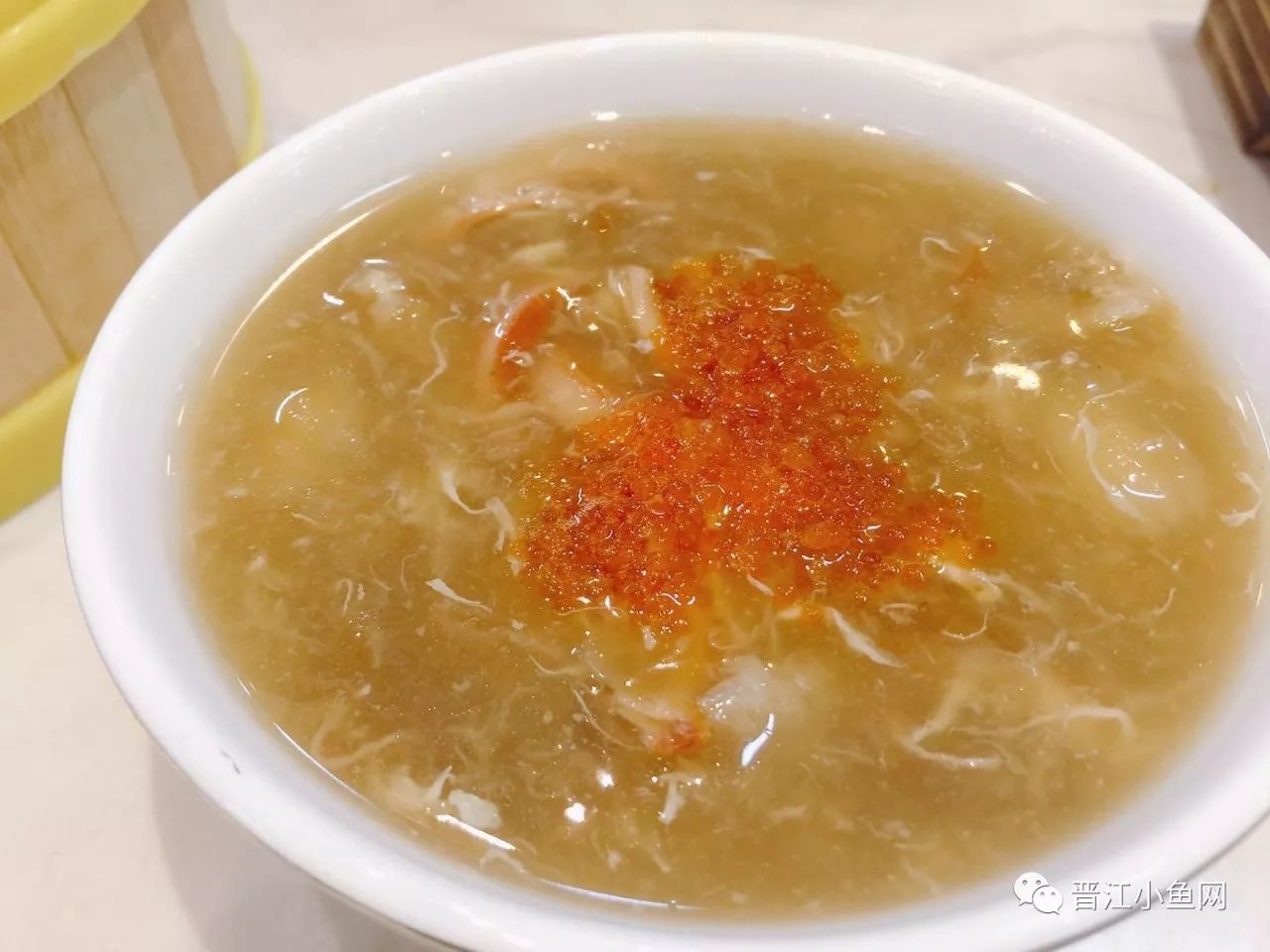 除了魚翅,花膠,瑤柱,海參等食材都是看得見的實在,按照每款翅的口味不