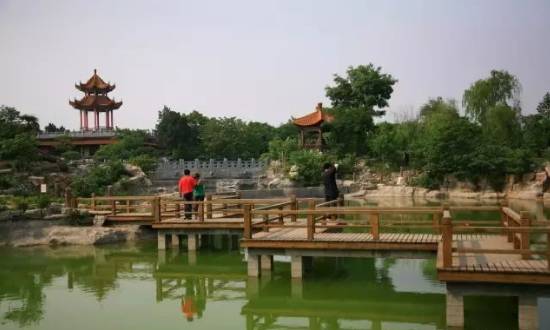 珠山宕口公園潘安湖公園雲龍公園泉山森林公園徐州人趁著秋高氣爽去