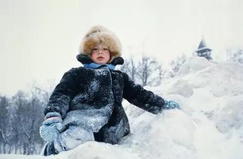 俄罗斯小朋友过冬图片