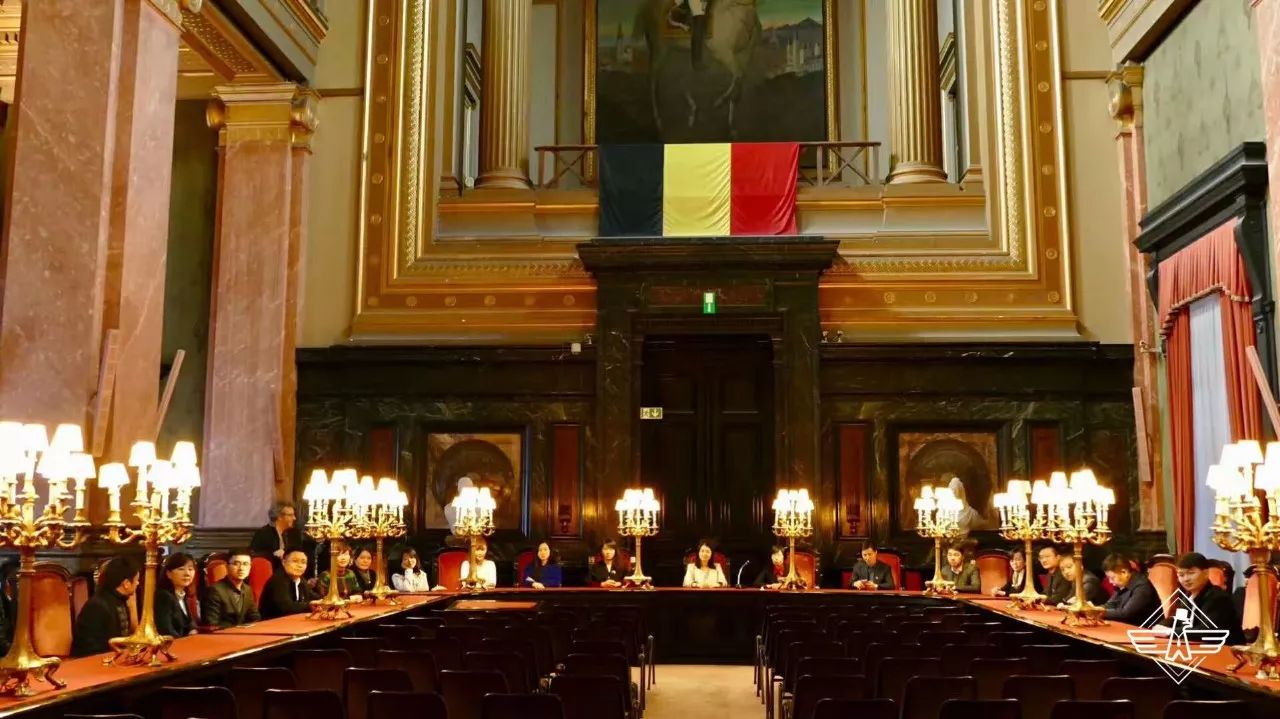 巴黎司法宫大厅图片