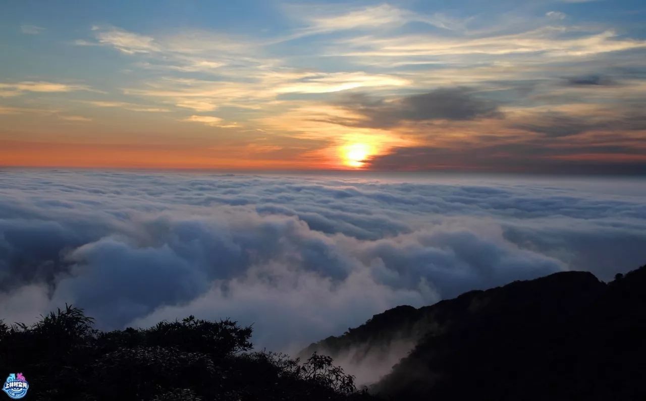 全网首家,上林大明山龙头峰云海,日出,佛光航拍视频