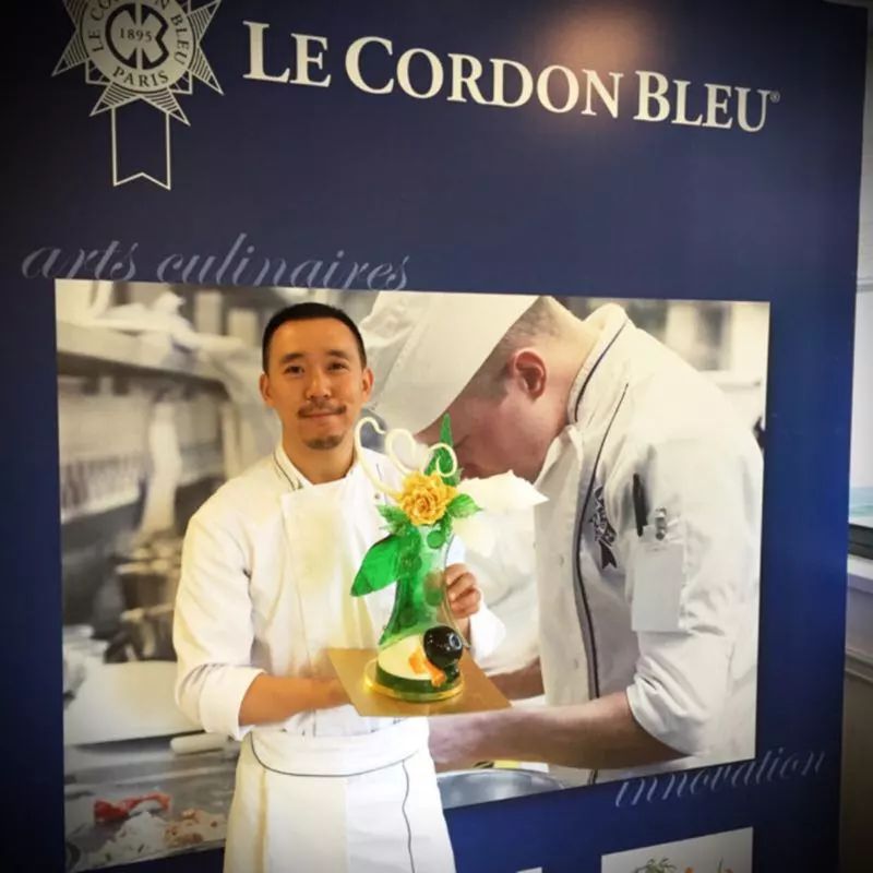 甜品房曾就职于中国顶级名厨刘一帆的团队毕业于法国蓝带厨艺学院