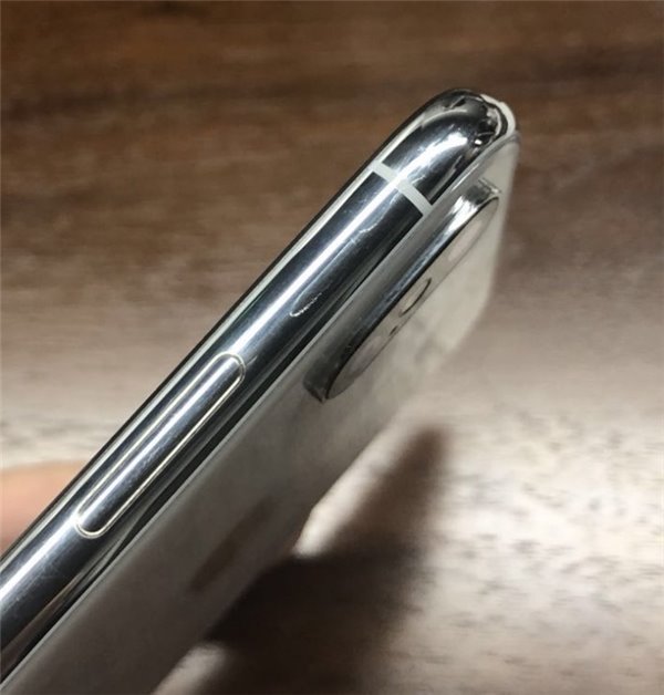 苹果iphone x银色版不锈钢边框超不耐磨