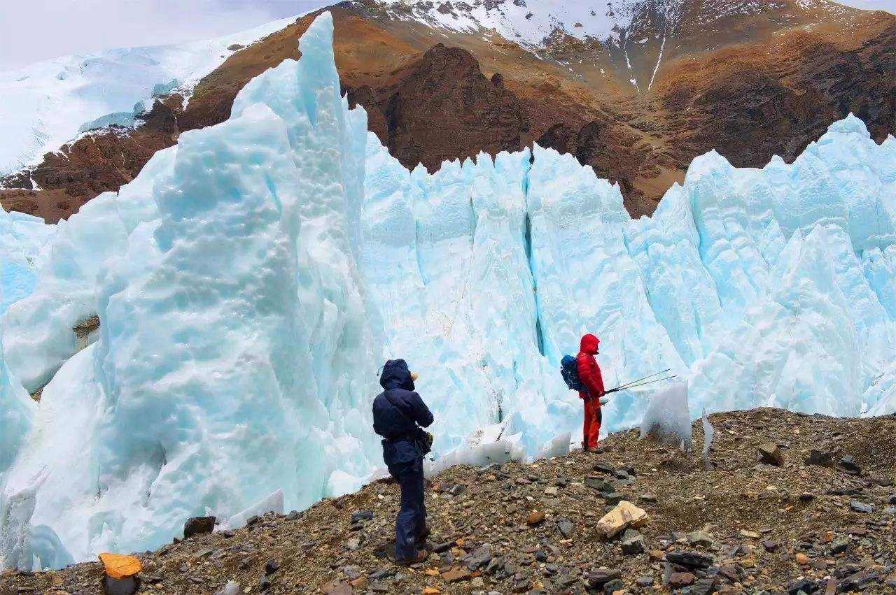极星丨走向世界之巅,珠峰地区绒布冰川徒步