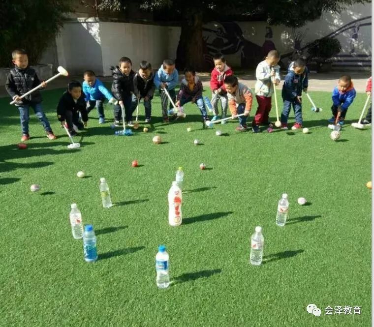 縣幼兒園開展教師自制戶外運動器械評比展示活動