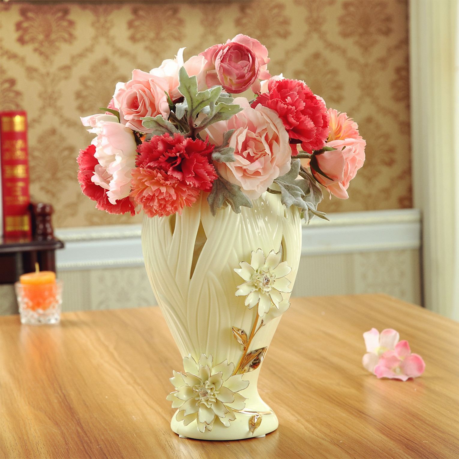 为什么客厅一定要有一款这样的花瓶,你知道吗?