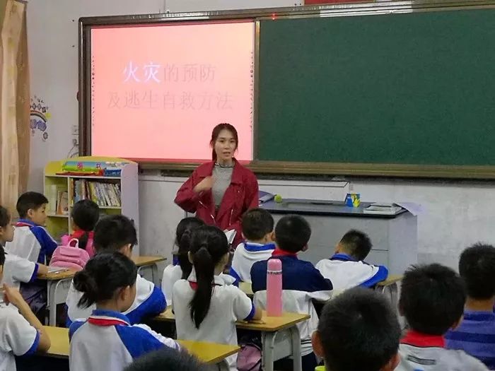 惠东县大岭中心小学图片