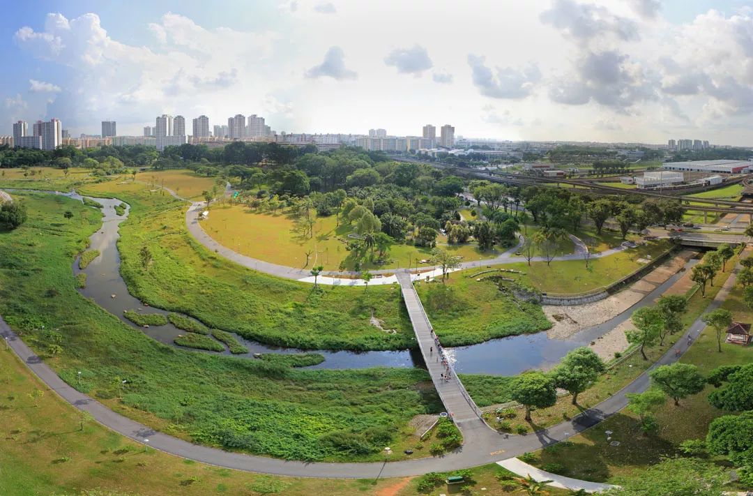 (碧山公园,戴水道)(碧山公园,戴水道)庞 伟北京土人景观与建筑规划