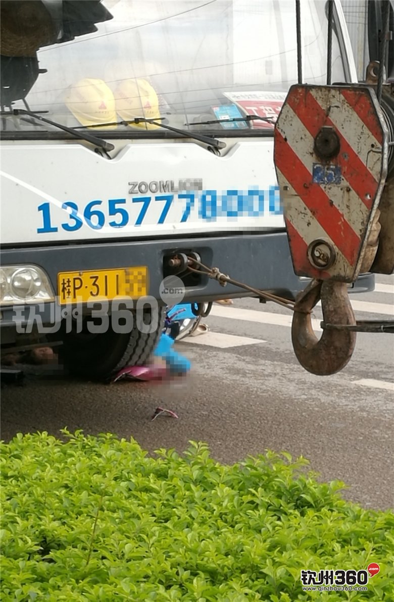 女司机车祸当场死亡图片