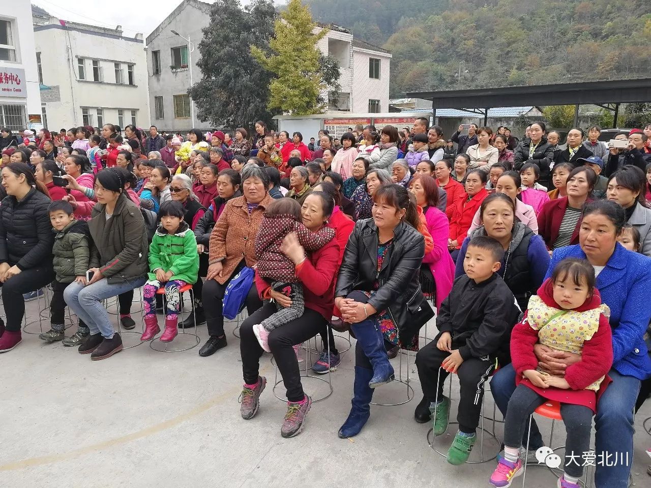 北川曲山小学图片